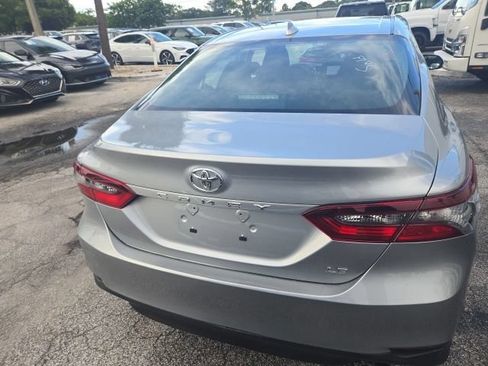 Used 2023 Toyota Camry LE FWD image 3