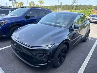Used 2026 Tesla Model Y 2WD video 2