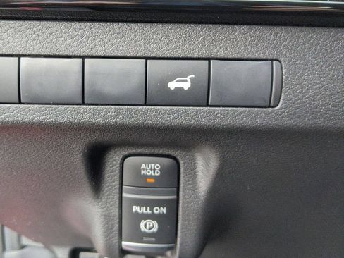 Certified 2025 Nissan Murano SV AWD/4WD image 34