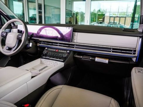 New 2025 Hyundai Santa Fe Calligraphy AWD/4WD image 18