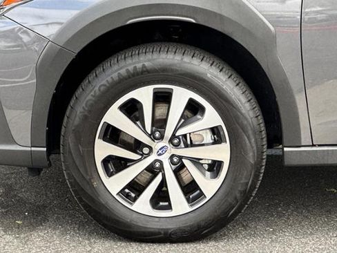 Certified 2025 Subaru Outback Premium AWD/4WD image 30