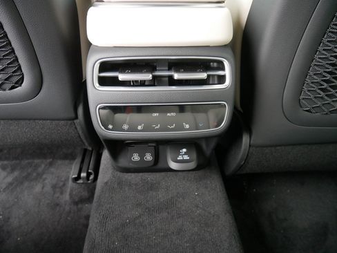 New 2026 Genesis GV70 3.5T Sport Prestige image 8