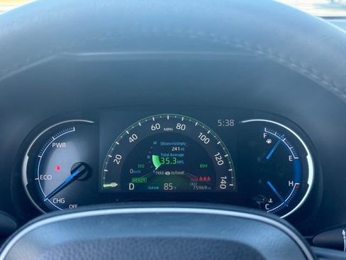 Used 2023 Toyota RAV4 XLE Premium AWD/4WD image 27
