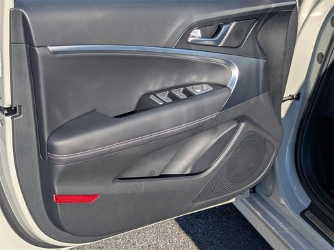 New 2026 Genesis G70 2.5T image 10