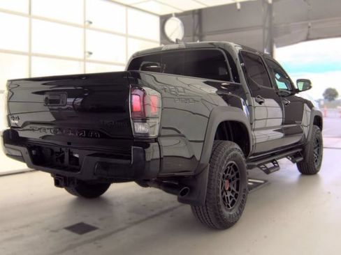 Used 2022 Toyota Tacoma TRD Pro AWD/4WD image 2