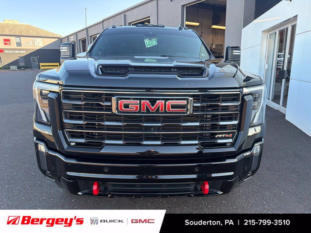 Used 2024 GMC Sierra 2500 AT4 w/ AT4 Premium Plus Package AWD/4WD image 6