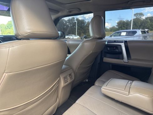 Used 2012 Toyota 4Runner SR5 image 18