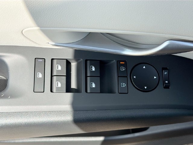 New 2026 Hyundai Tucson SEL Plus w/ Tow & Go Package FWD image 17