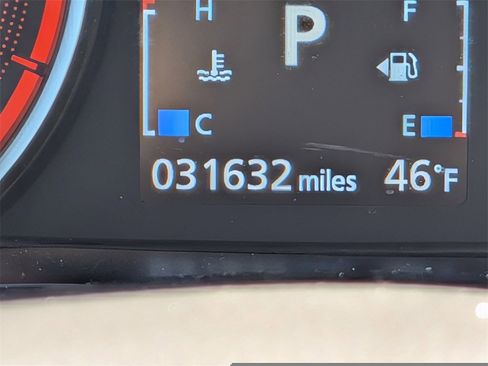 Used 2024 Mitsubishi Eclipse Cross LE image 30