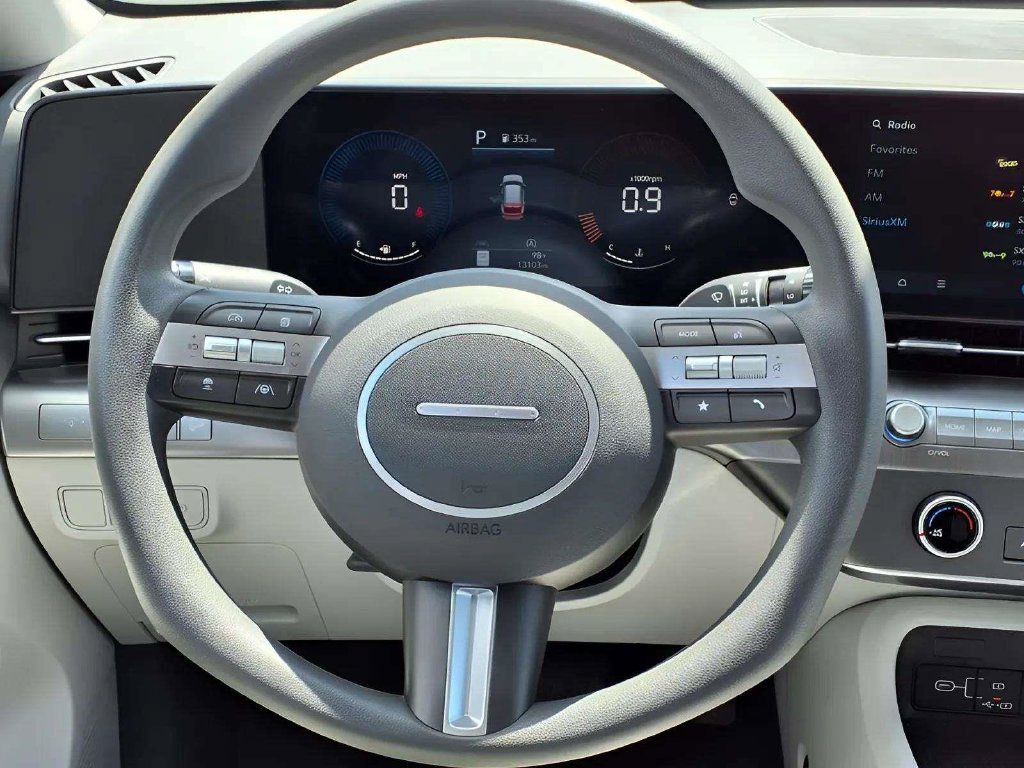 Used 2026 Hyundai Kona SE FWD image 14