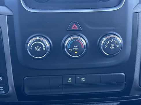 Used 2019 RAM 1500 Express image 5