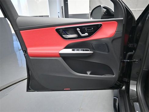 New 2025 Mercedes-Benz GLC 43 AMG 4MATIC image 23