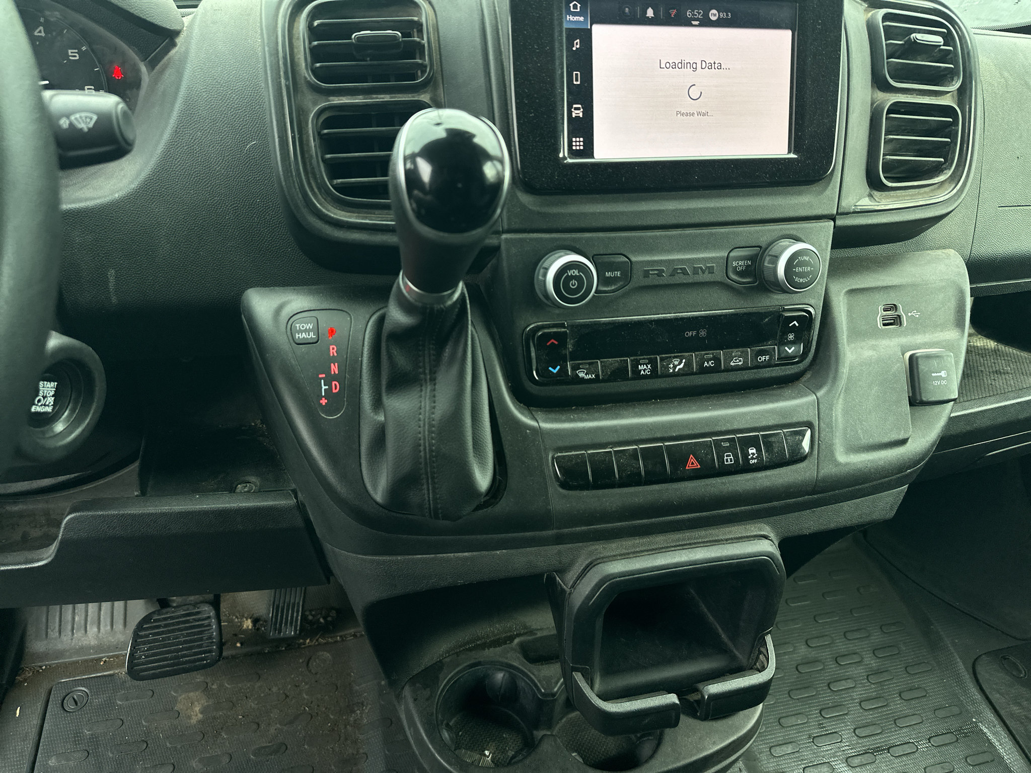 Used 2023 RAM ProMaster 2500 FWD image 12