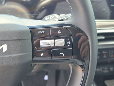 New 2026 Kia Sorento S AWD/4WD image 32
