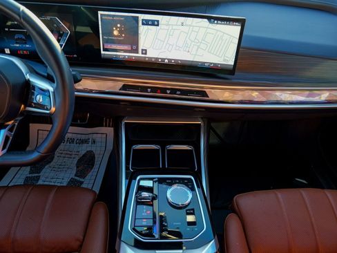 Used 2023 BMW 760i xDrive 760i xDrive w/ Executive Package image 47