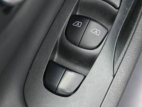 Used 2016 Nissan Altima 2.5 SV w/ Convenience Package FWD image 13