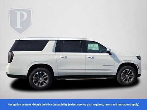 New 2026 Chevrolet Suburban LT w/ Comfort Package AWD/4WD image 5