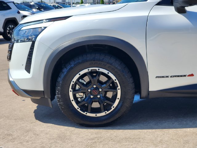 Used 2026 Nissan Pathfinder Rock Creek AWD/4WD image 8