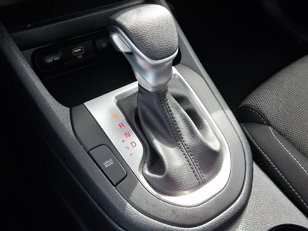 Used 2024 Kia Forte LXS w/ LXS Technology Package FWD image 16