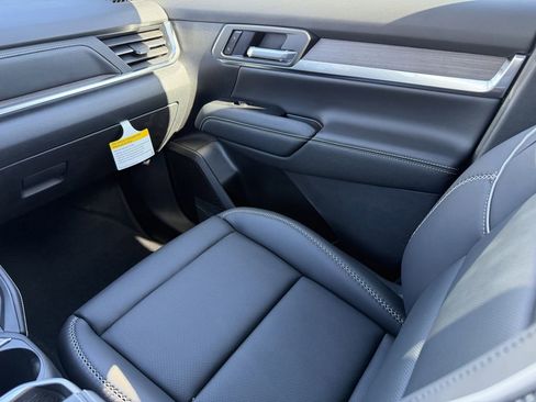 New 2026 GMC Terrain Denali image 18