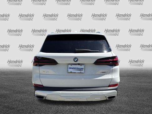 Used 2024 BMW X5 xDrive50e w/ Climate Comfort Package AWD/4WD image 9