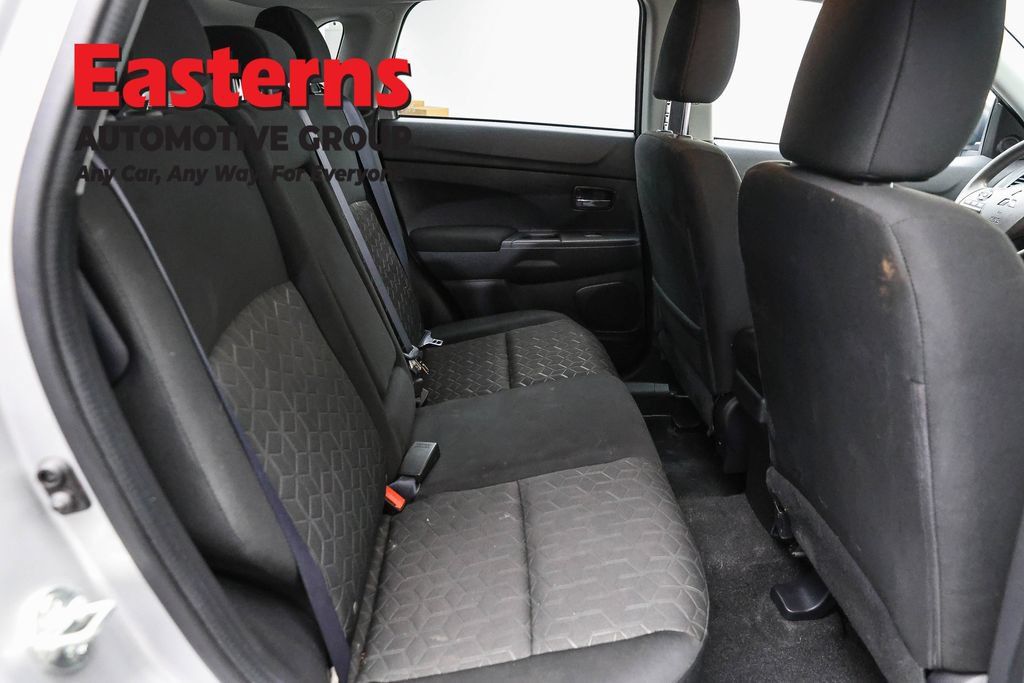 Used 2021 Mitsubishi Outlander Sport ES FWD image 24