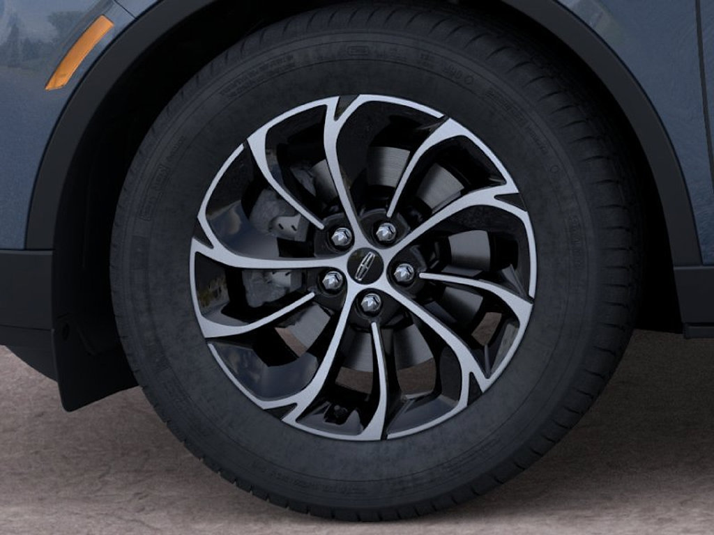 New 2026 Lincoln Nautilus Premier AWD/4WD image 19