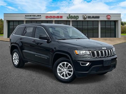 Used 2022 Jeep Grand Cherokee Laredo E image 2