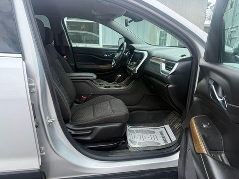 Used 2019 GMC Acadia SLE w/ LPO, Floor Liner Package AWD/4WD image 13