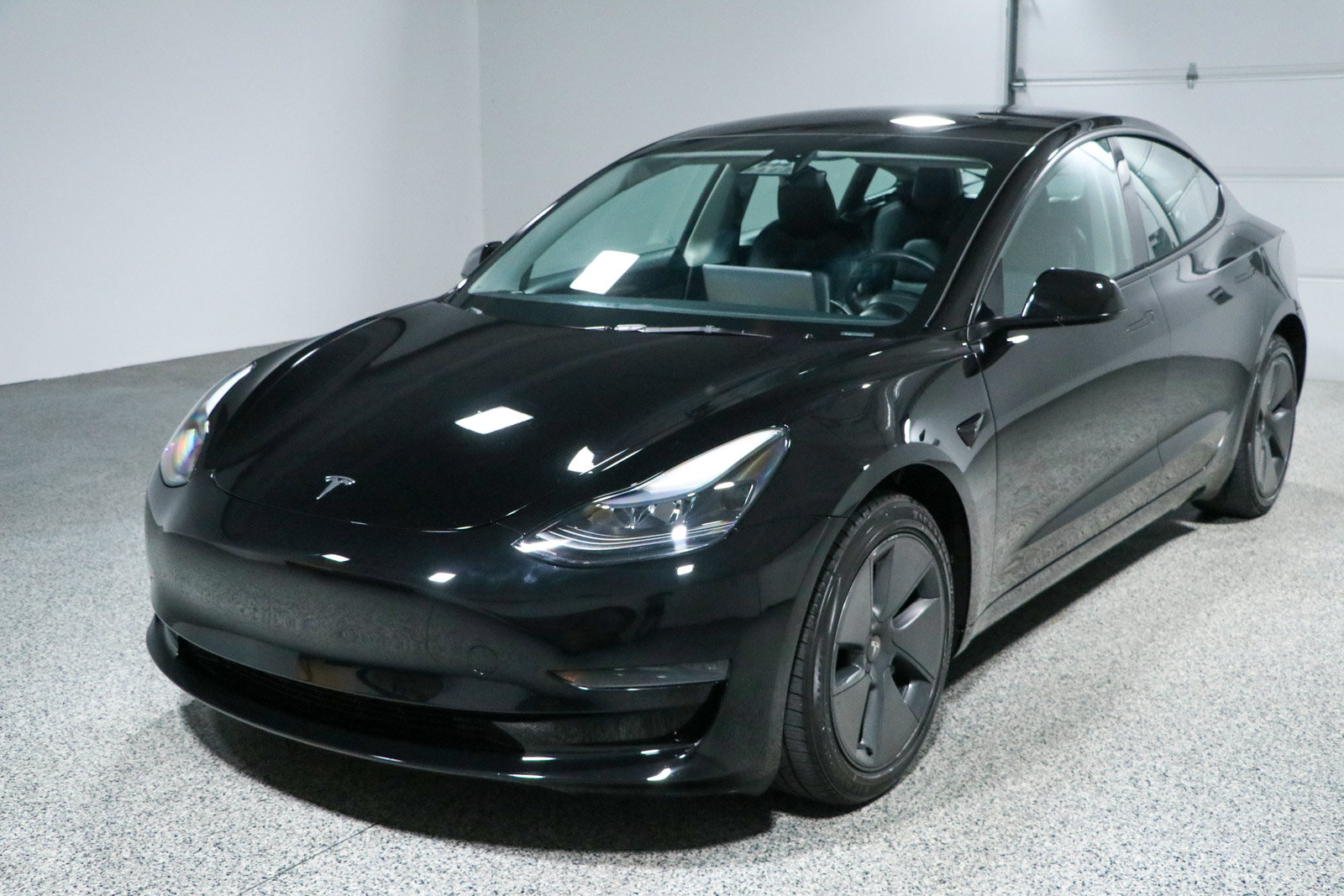 Used 2023 Tesla Model 3 Standard Range RWD image 26