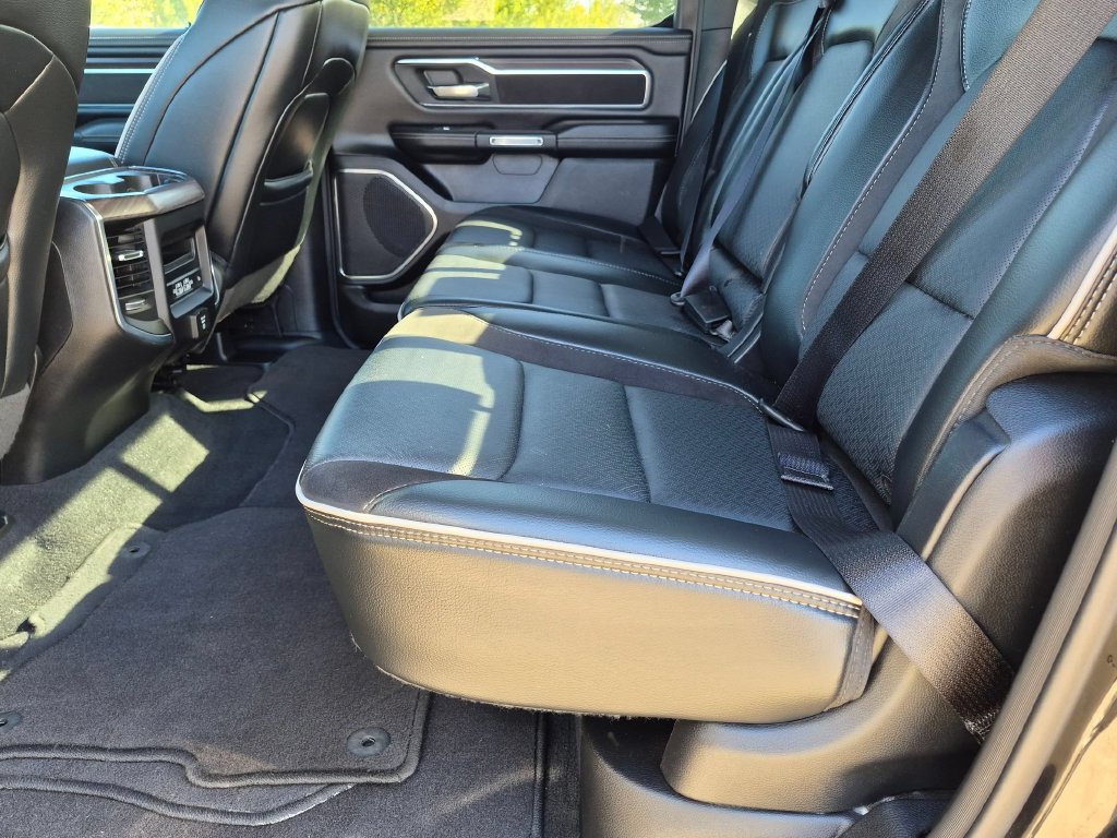 Used 2025 RAM 1500 Laramie AWD/4WD image 21
