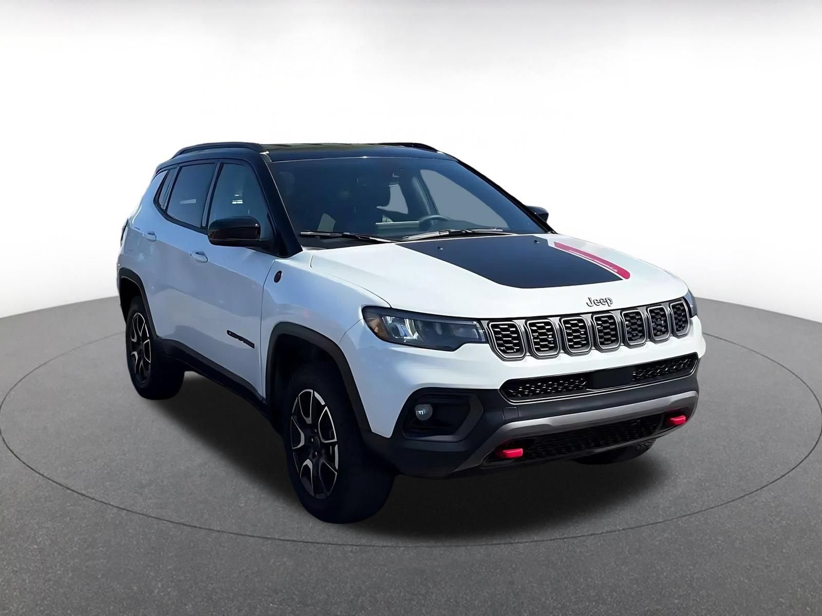 Used 2026 Jeep Compass Trailhawk AWD/4WD image 3
