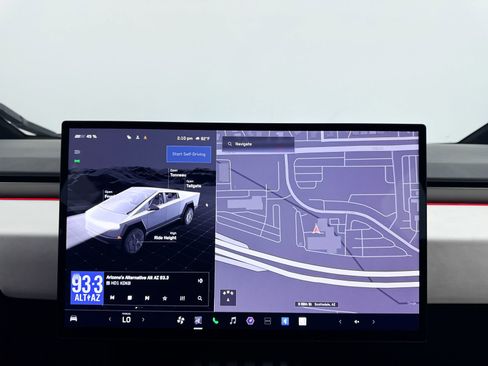 Used 2024 Tesla Cybertruck AWD Crew Cab image 5