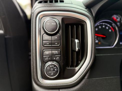 Used 2020 Chevrolet Silverado 1500 RST image 40