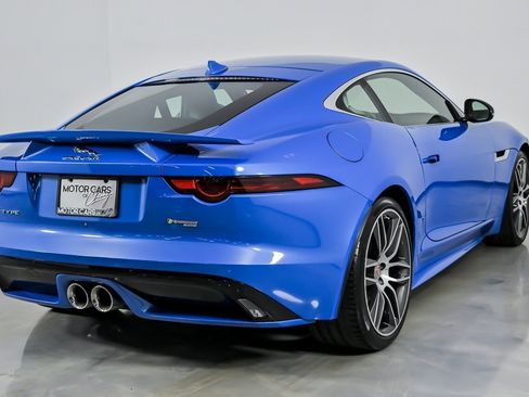 Used 2018 Jaguar F-TYPE R-Dynamic AWD/4WD image 12