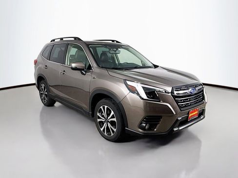 Used 2023 Subaru Forester Limited AWD/4WD image 1