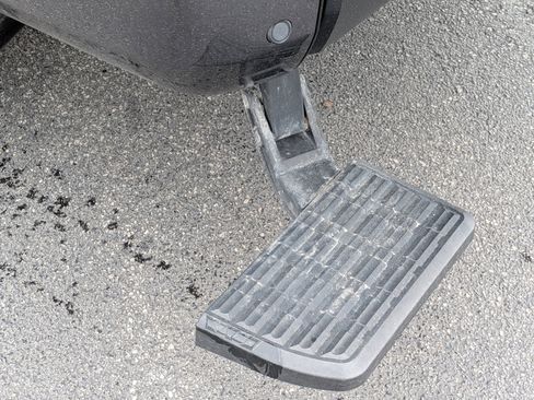 Used 2024 Toyota Tundra Limited w/ TRD Off-Road Package image 9