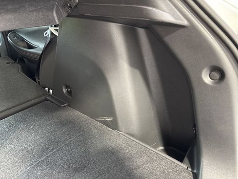 Used 2023 Buick Encore GX Preferred w/ Cold Weather Comfort Package FWD image 36