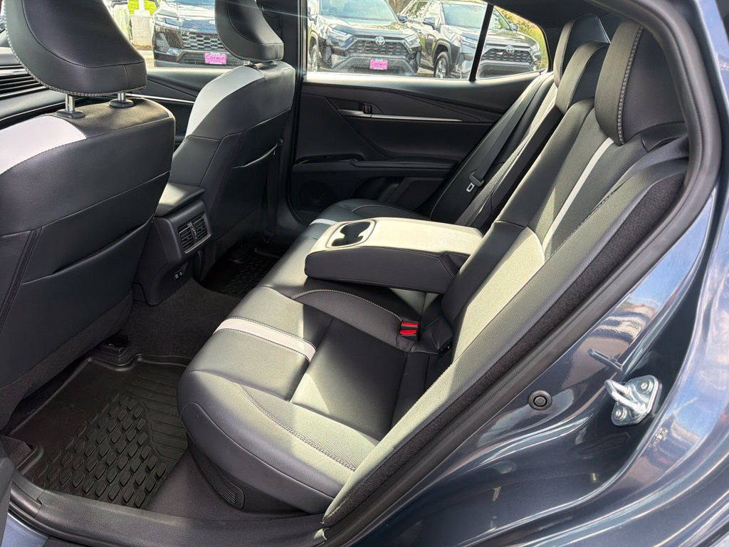 Used 2026 Toyota Camry XSE AWD/4WD image 21