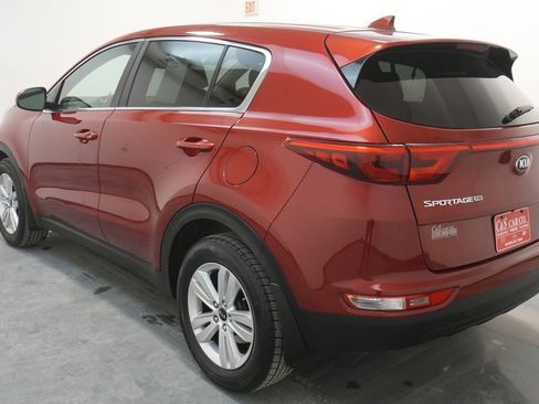 Used 2019 Kia Sportage LX image 6