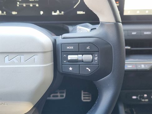 Certified 2025 Kia K4 GT-Line Turbo image 29