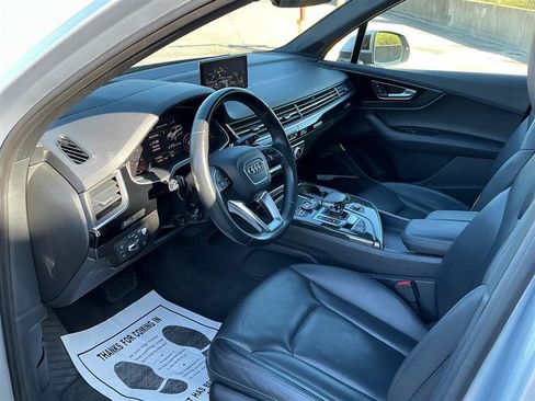 Used 2018 Audi Q7 3.0T Prestige w/ Prestige Package AWD/4WD image 27