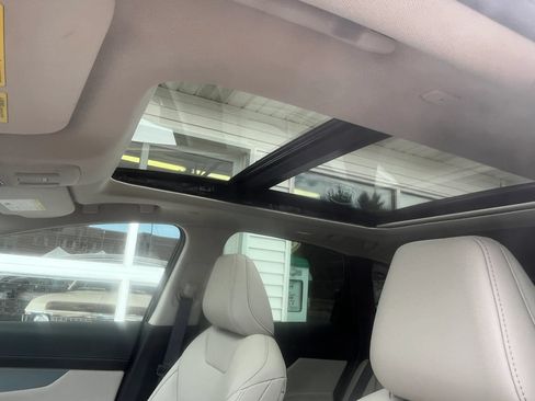 Used 2025 Nissan Murano SL w/ Cargo Package AWD/4WD image 13