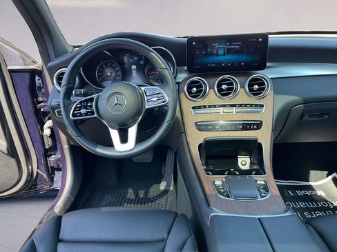 Used 2021 Mercedes-Benz GLC 300 4MATIC image 10
