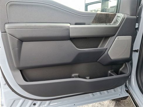 New 2026 Ford F250 Lariat w/ Tremor Off-Road Package image 9