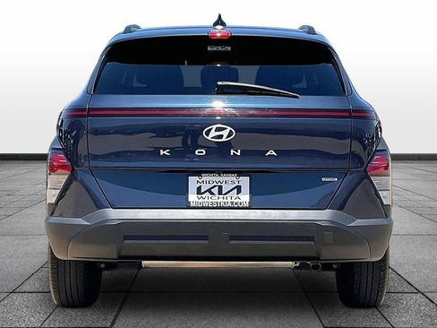 Used 2025 Hyundai Kona SEL AWD/4WD image 4