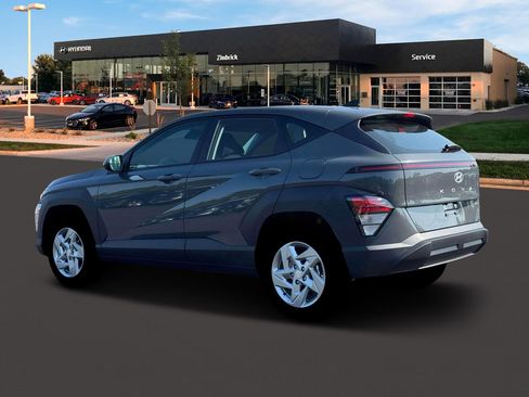 New 2026 Hyundai Kona SE image 4