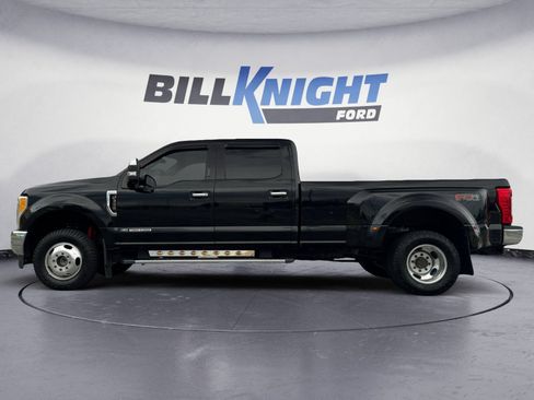 Used 2017 Ford F350 Lariat w/ Chrome Package AWD/4WD image 2