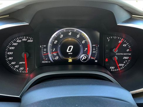Used 2019 Chevrolet Corvette Grand Sport image 9