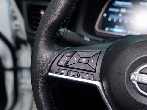 Used 2025 Nissan Leaf SV Plus image 30